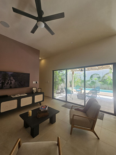 Casas Tiki-tiki En Venta, Segunda Etapa, Cholul.