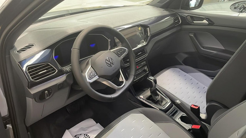 Imagen 2 de 9 de Volkswagen T Cross Comfortline 1.0 Tsi