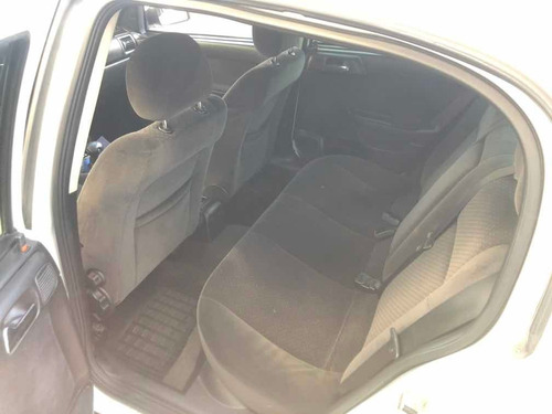 Astra Sedan Advantage 2011 Automatico