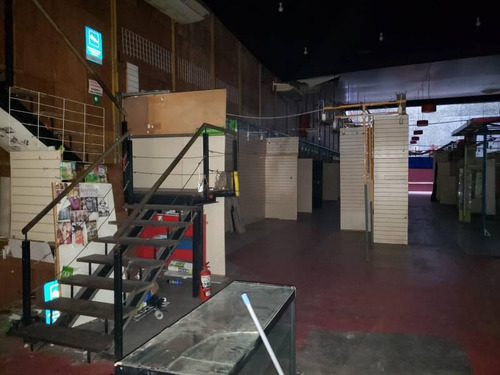 Imagen 26 de 30 de Local En Alquiler Peatonal Lavalle