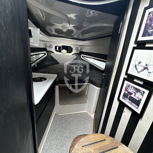Lancha Triton 325 2014 Com 2x Motores Mercruiser 220 Hp