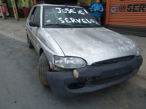 Imagem 2 de 8 de Ford Escort Zetec 1.8 16v Sw Perua 1999 Sucata Somente Peças