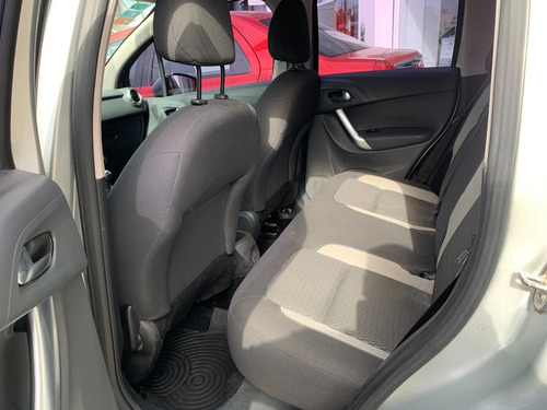 Imagen 10 de 15 de Citroen C3 90 Feel