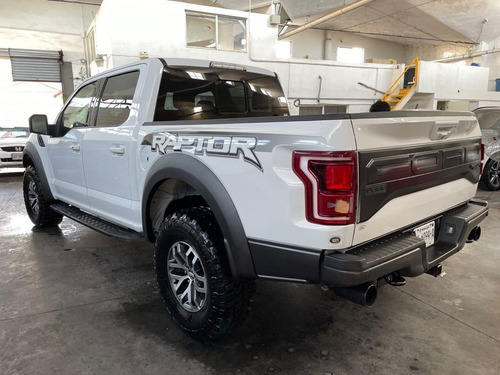 Imagen 2 de 15 de Ford Lobo Raptor 2018
