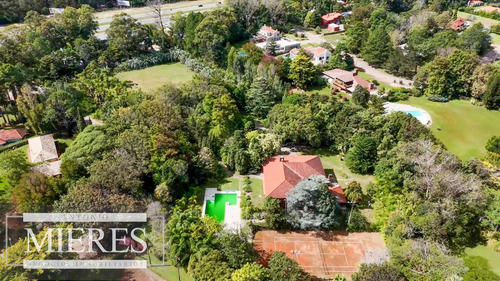 Venta Excelente Padrón A Metros Del Mar- Solanas (ref: Atm-7536)