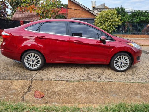 Imagen 4 de 4 de Ford Fiesta Titanium