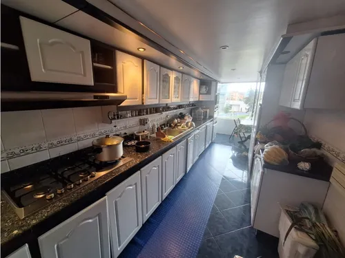Apartamento En Venta, Rincon Del Chico, Edificio Flamboyan