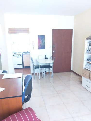 Imagen 5 de 9 de Departamento 2 Ambientes Venta En Florida