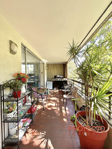 Las Hortensias - Av. Los Leones / Completamente Remodelado