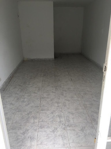 Imagen 7 de 8 de Locales En Arriendo Barzal Alto 476-166