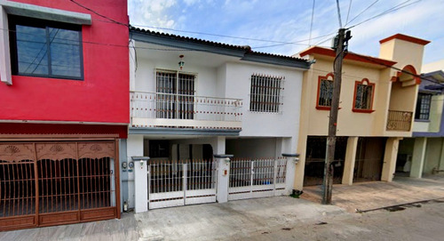 Casa En Venta En Colonia Arboledas Nueva Lindavista, Nuevo León.