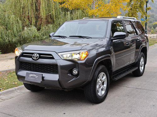 Toyota 4 Runner Sr5 4x2 2022