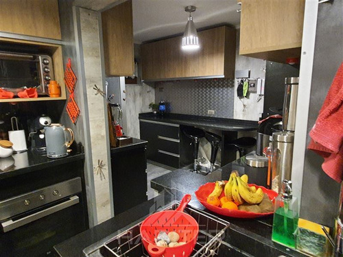 Cómoda Casa De Estilo Mediterráneo, 5 Dorm 2 Baños. Curicó.