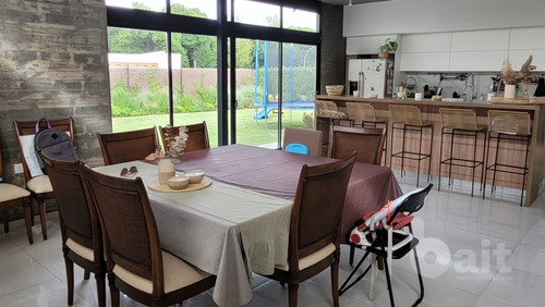 Imagen 6 de 30 de Vendo Casa 4 Dormitorios Valle Escondido Una Planta Santina Norte