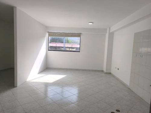 En Venta Apartamento Tipo Estudio En Mañongo Res. Bello Campo. Minerva K