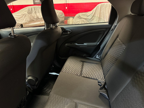 Toyota Etios 1.5 Sedan Xs