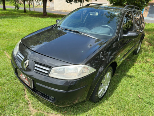 Renault Megane 1.6 DYNAMIQUE GRAND TOUR 16V FLEX 4P MANUAL