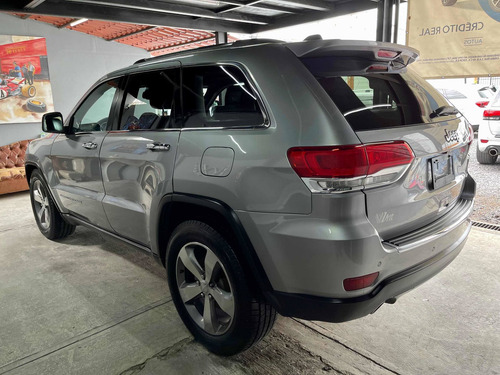 Imagen 5 de 15 de Jeep Grand Cherokee 2015 3.6 Limited Lujo V6 4x2 At