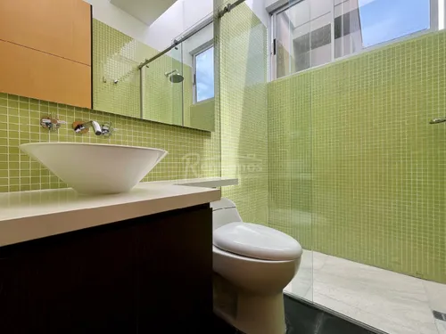 Casa En Venta En Tres Esquinas. Cod V776083