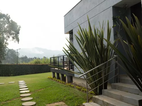 Finca Amoblada En Arriendo Ubicada En Guarne Sector Vereda Montañez (22213).