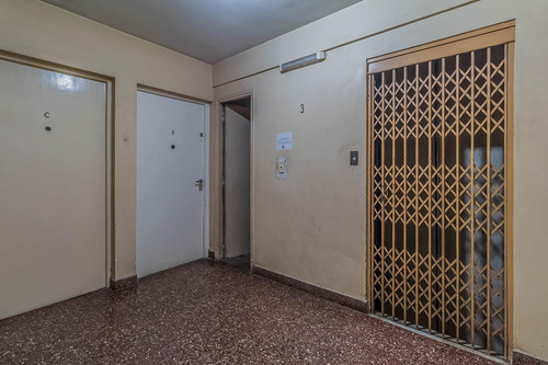 Monoambiente Refaccionado En Venta En La Calle San Luis 2800