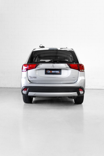 Mitsubishi Outlander OUTLANDER 3.0/ GT 3.0 V6 Aut.