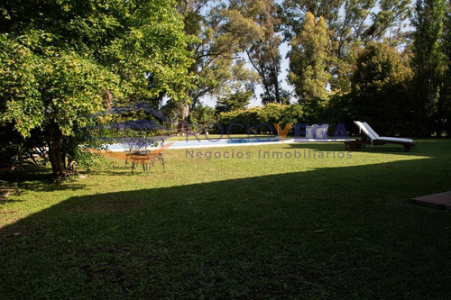 Imagen 8 de 17 de Casa En Venta En Barrio Cerrado Santa Ana-