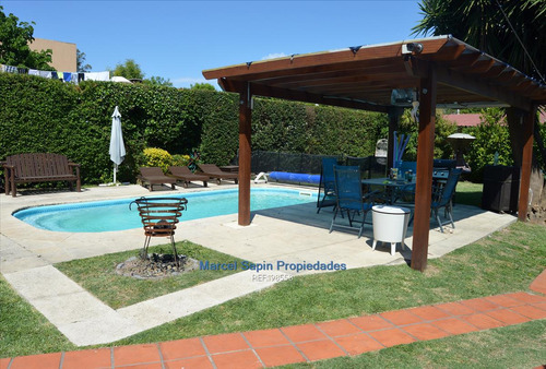 Casa Venta 4 Dorm. Próximo Al Club Malvin