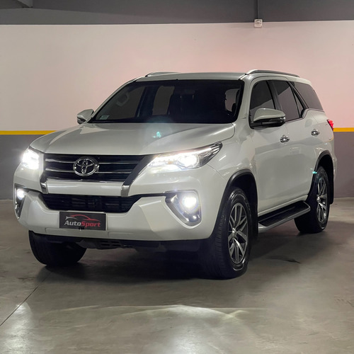 Toyota Hilux Sw4 2.8 Srx 177cv 4x4 7as At