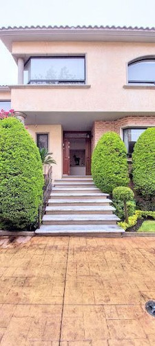Imagen 2 de 30 de Venta De Casa En Condominio En Parte Baja De Circuito Fuente