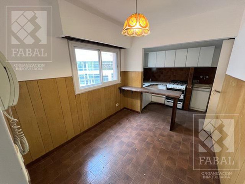 Departamento Venta Centro, 3 Dormitorios Y Baño