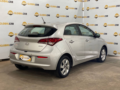 Imagem 2 de 8 de Hyundai Hb20 1.6 Premium 16v Flex 4p Automático