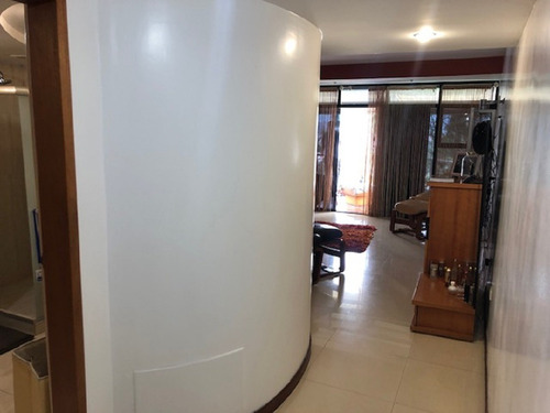 Imagen 4 de 30 de En Venta Una Espectacular Y Lujosa Quinta, Totalmente Equipada Y Amoblada, Ubicada En Bosque Valle.