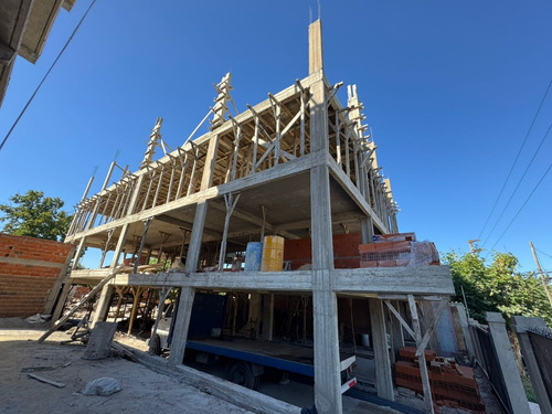 Venta Permuta Departamento 2 Ambientes En Pozo Zona Gral. Pacheco Oportunidad Inversión