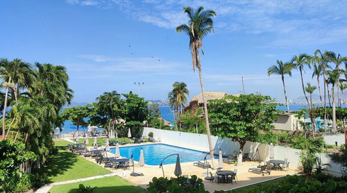 Magnifico Departamento Con Vista A La Playa En Venta En Acapulco En Copropiedad