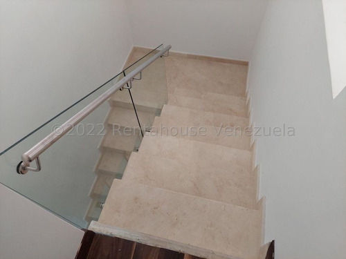 Imagen 3 de 23 de Casa En Venta Mls #22-17329 - Laura Colarusso