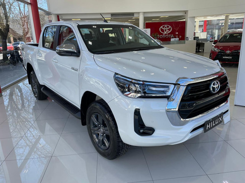 Toyota Hilux 4x4 D/c Srv 2.8 Tdi 6 A/t 2025