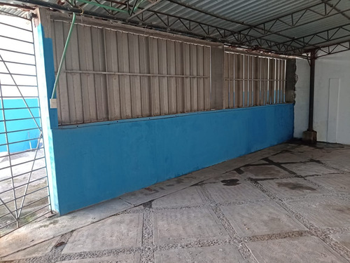 Bodega Comercial Con Oficinas, 200m², Zona Norte Y Zona Portuaria.