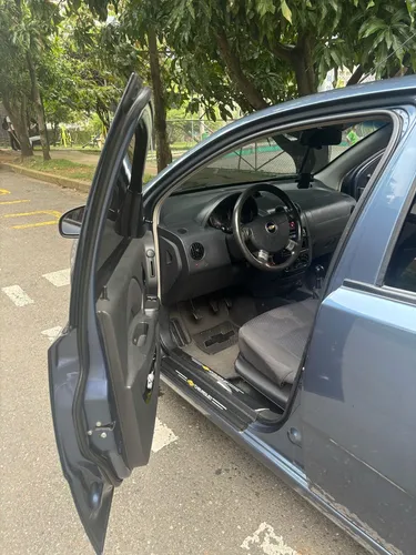 Chevrolet Aveo 1.6 Five
