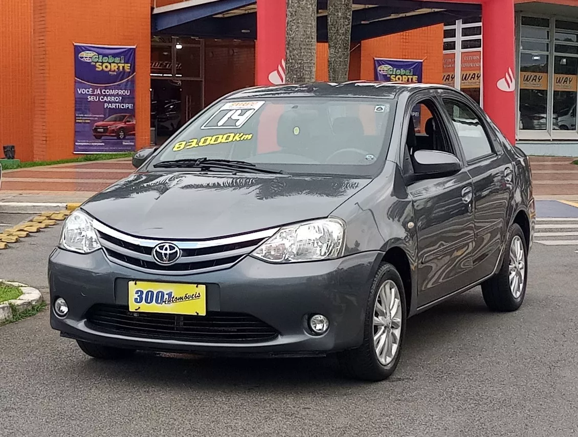 Toyota Etios 1.5 XLS SEDAN 16V