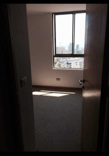 Se Vende Departamento Piso 26, Edificio Copacavana.