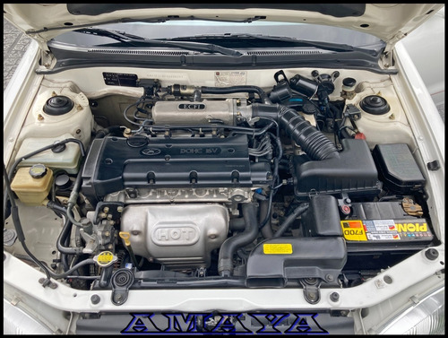 Hyundai Elantra 1.8i Gls Amaya