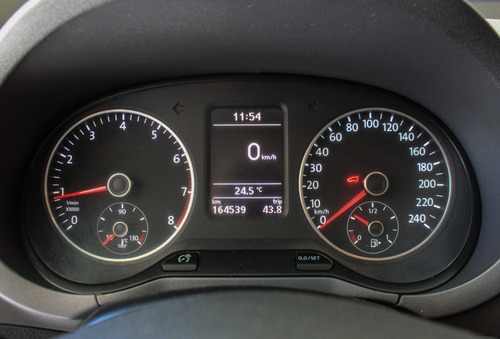 Volkswagen Suran 1.6 Cross