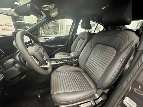 Fiat FASTBACK 1.3 T270 At6