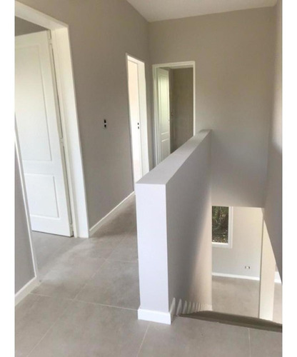 Imagen 13 de 25 de Excelente Casa De 4 Ambientes En Venta En Las Orquideas