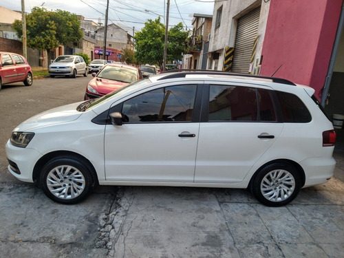 Imagen 5 de 14 de Volkswagen Suran 1.6 Comfortline 101cv 2017