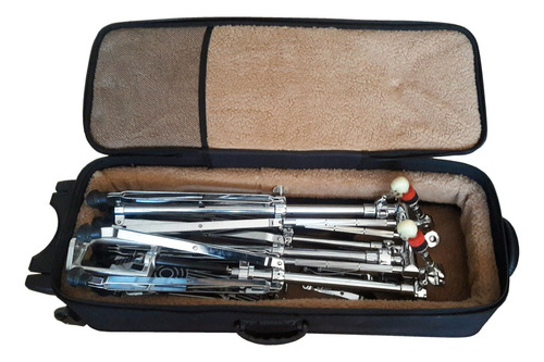 Semi Case Ferragem Com Rodinhas Solid Sound