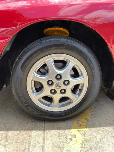 Imagen 7 de 14 de Toyota Solara Coupé