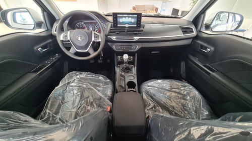 Imagen 13 de 19 de Great Wall Wingle 7 2.0t Diesel 4x2 2022 0km Pick-up