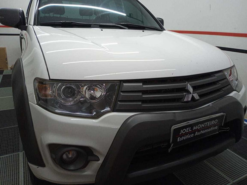Mitsubishi L200 3.2 Triton Outdoor Cab. Dupla 4x4 Aut. 4p